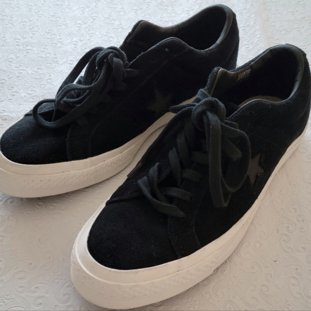 Converse One Star Black *Rare* Suede Low 158477C Men's 8/Women's 10 NEW Chuck …